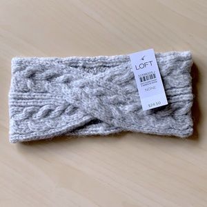 🆕 LOFT Cable Ear Warmer - Light Grey